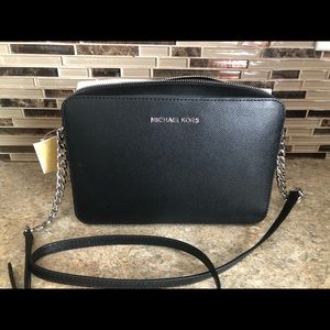 Michael Kors crossbody - Authentic